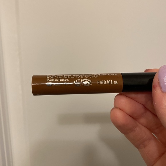 Eyebrow mascara - Picture 2 of 3